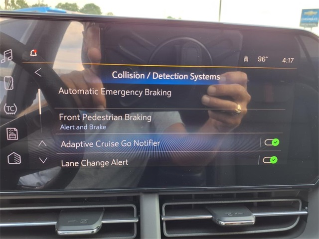 2026 Chevrolet Trax LT photo 4