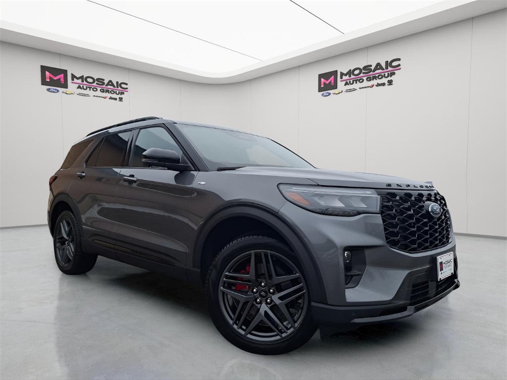 2025 Ford Explorer ST-Line AWD