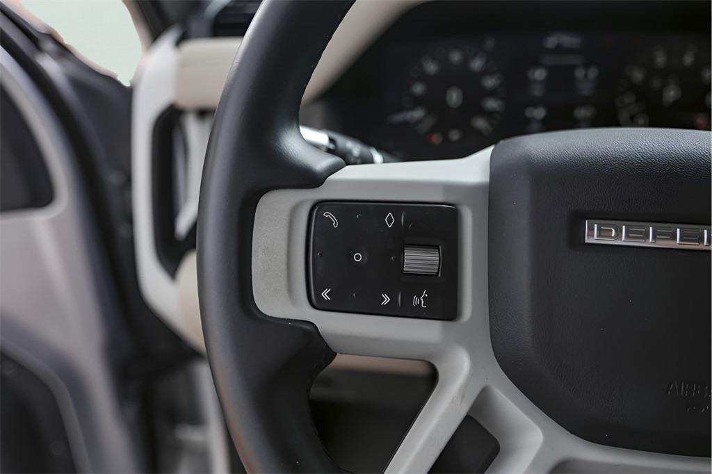 Used Car 2022 Land Rover Defender 110  X-dynamic Se For Sale Under $60,000 In Austin, Texas
