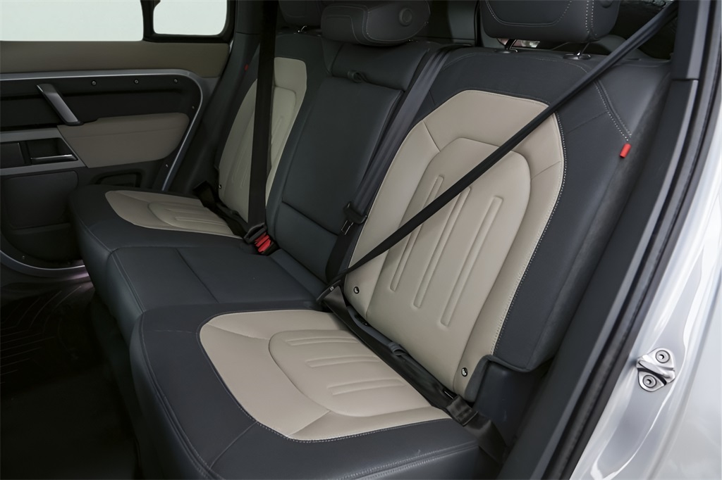 Used Car 2022 Land Rover Defender 110  X-dynamic Se For Sale Under $60,000 In Austin, Texas