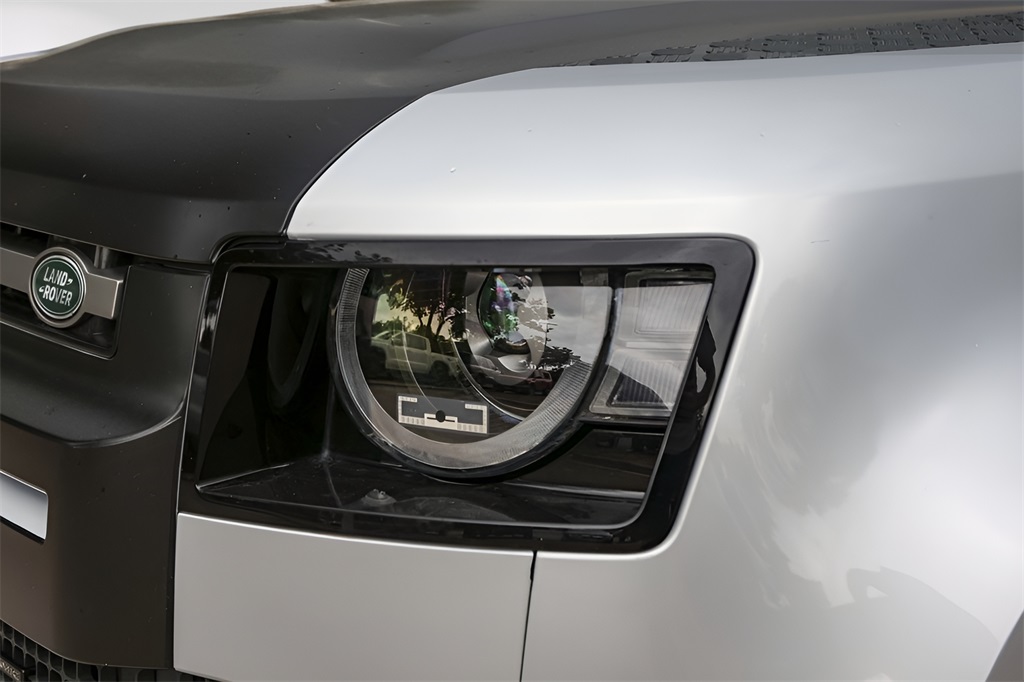 Used Car 2022 Land Rover Defender 110  X-dynamic Se For Sale Under $60,000 In Austin, Texas