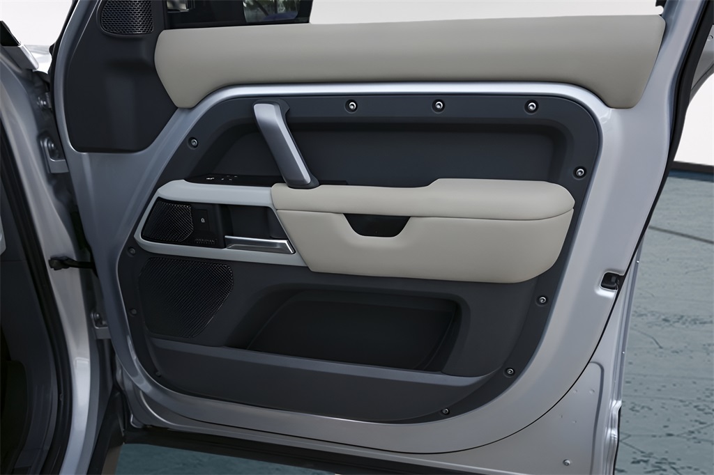 Used Car 2022 Land Rover Defender 110  X-dynamic Se For Sale Under $60,000 In Austin, Texas