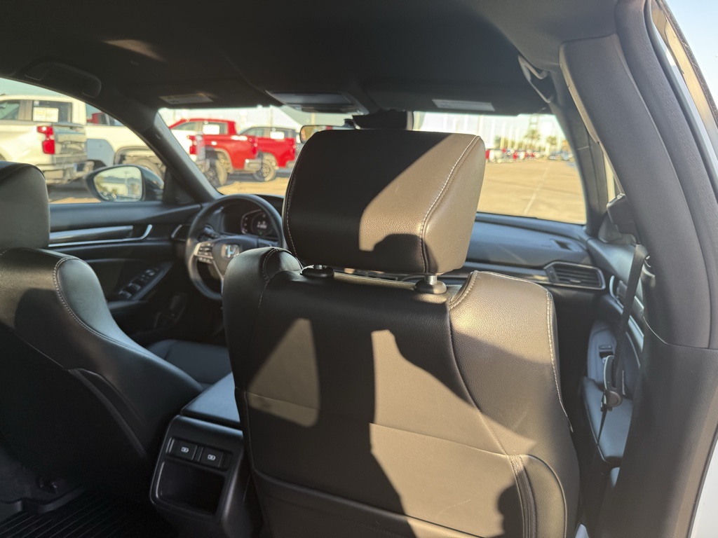 2022 Honda Accord Sport  at Community Honda