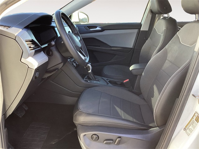 Used Car 2024 Volkswagen Taos  1.5t Se For Sale Under $20,000 In San Antonio, Texas