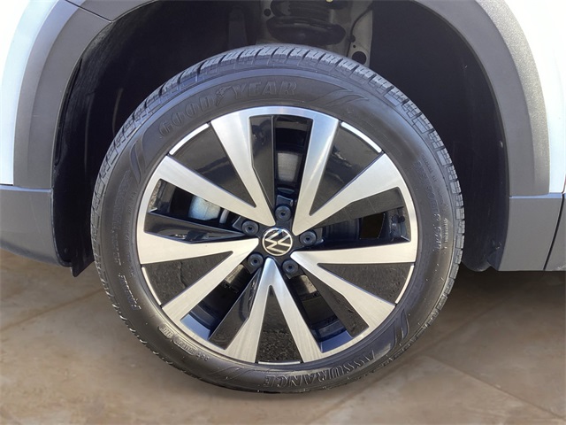 Used Car 2024 Volkswagen Taos  1.5t Se For Sale Under $20,000 In San Antonio, Texas