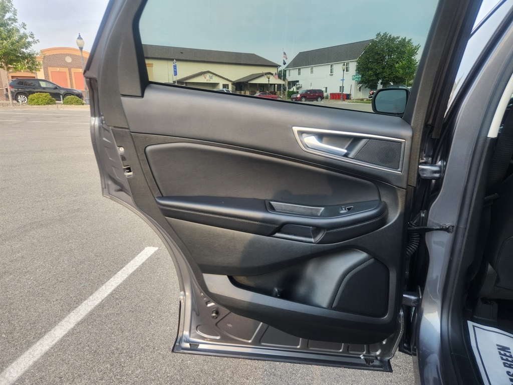 2022 Ford Edge
