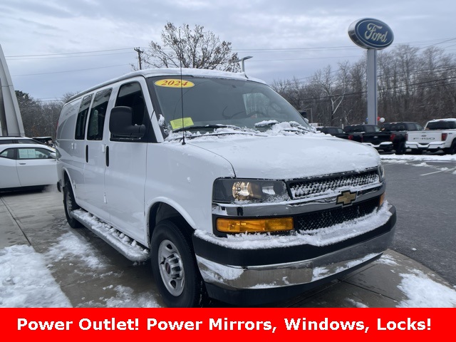 2024 Chevrolet Express Cargo 2500 RWD
