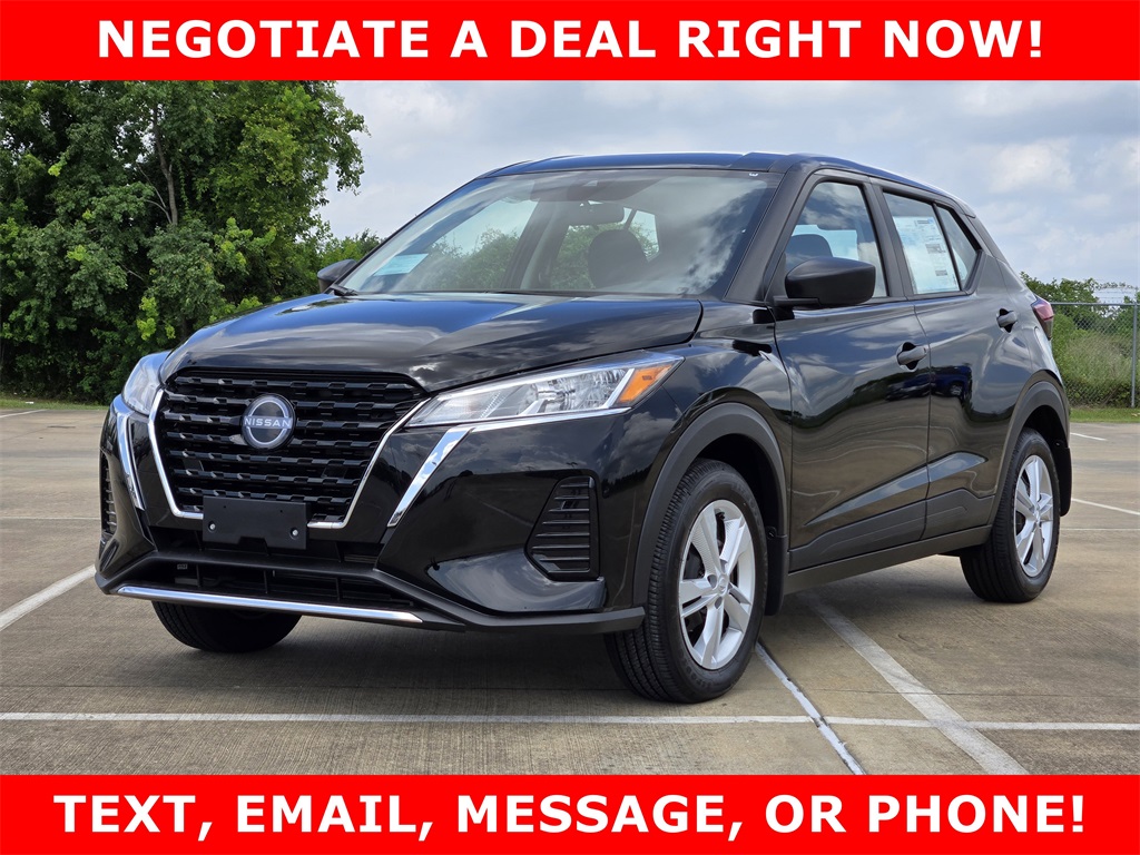 2025 Nissan Kicks S 2025 Nissan Kicks S