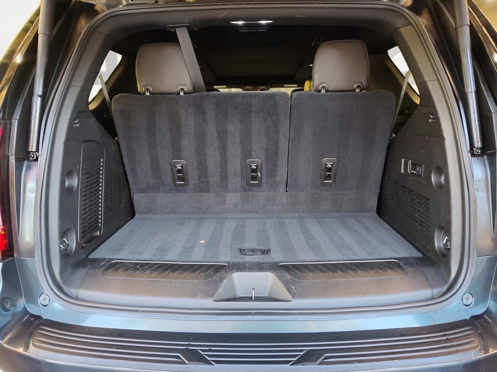 Used Car 2021 Gmc Yukon  Slt For Sale Under $35,000 In San Antonio, Texas