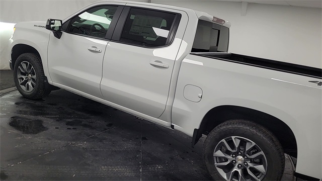 2025 – Chevrolet – Silverado 1500