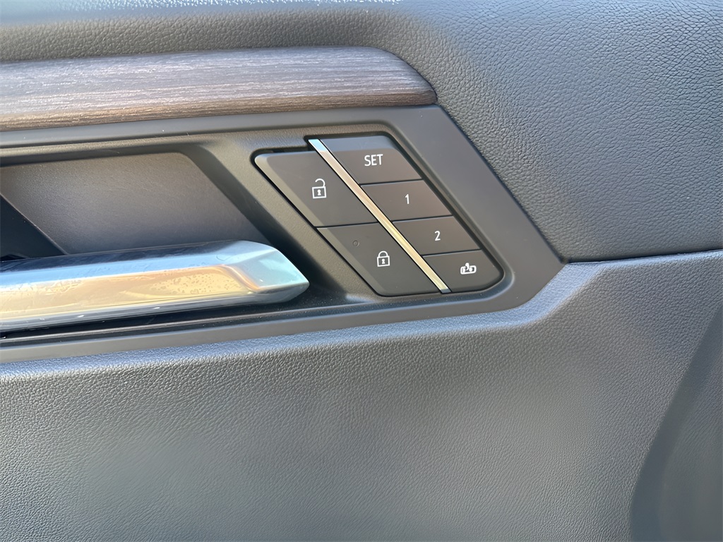 2024 GMC Acadia