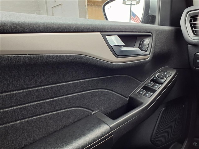 2021 Ford Escape Hybrid