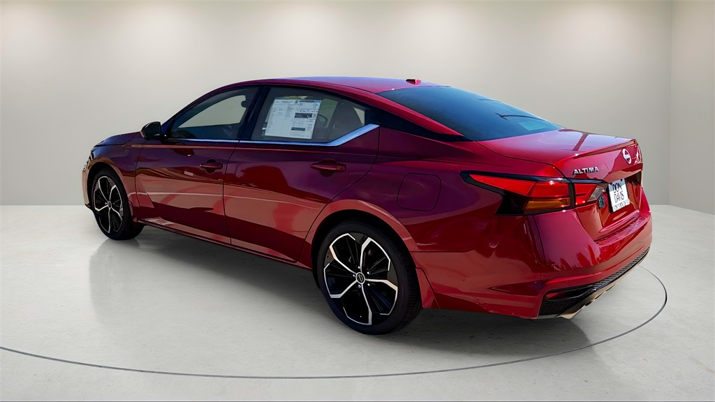 2025 Nissan Altima