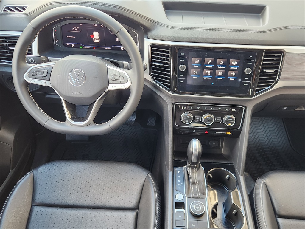 2022 Volkswagen Atlas Cross Sport 3.6L V6 SE w/Technology Black at DeMontrond Ford