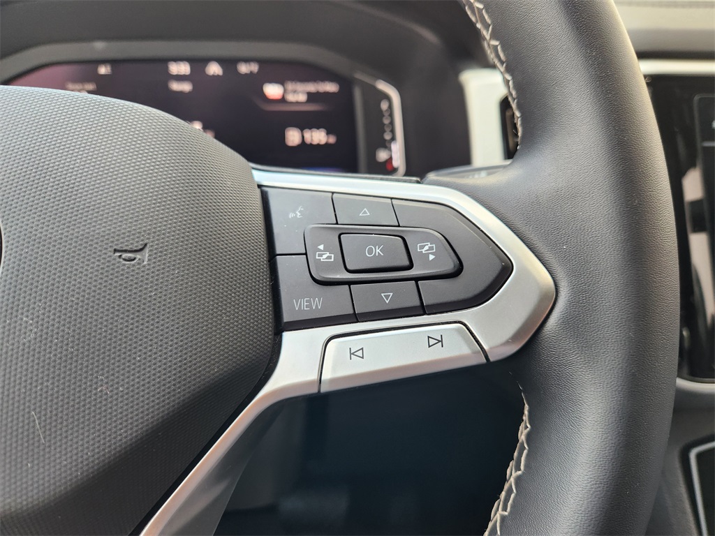 2022 Volkswagen Atlas Cross Sport 3.6L V6 SE w/Technology Black at DeMontrond Ford