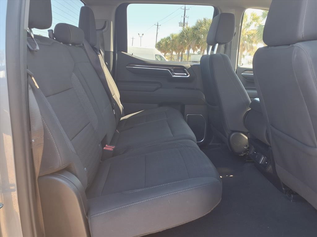 2023 Chevrolet Silverado 1500 LT - 9