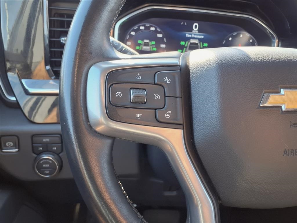 2023 Chevrolet Silverado 1500 LT - 11