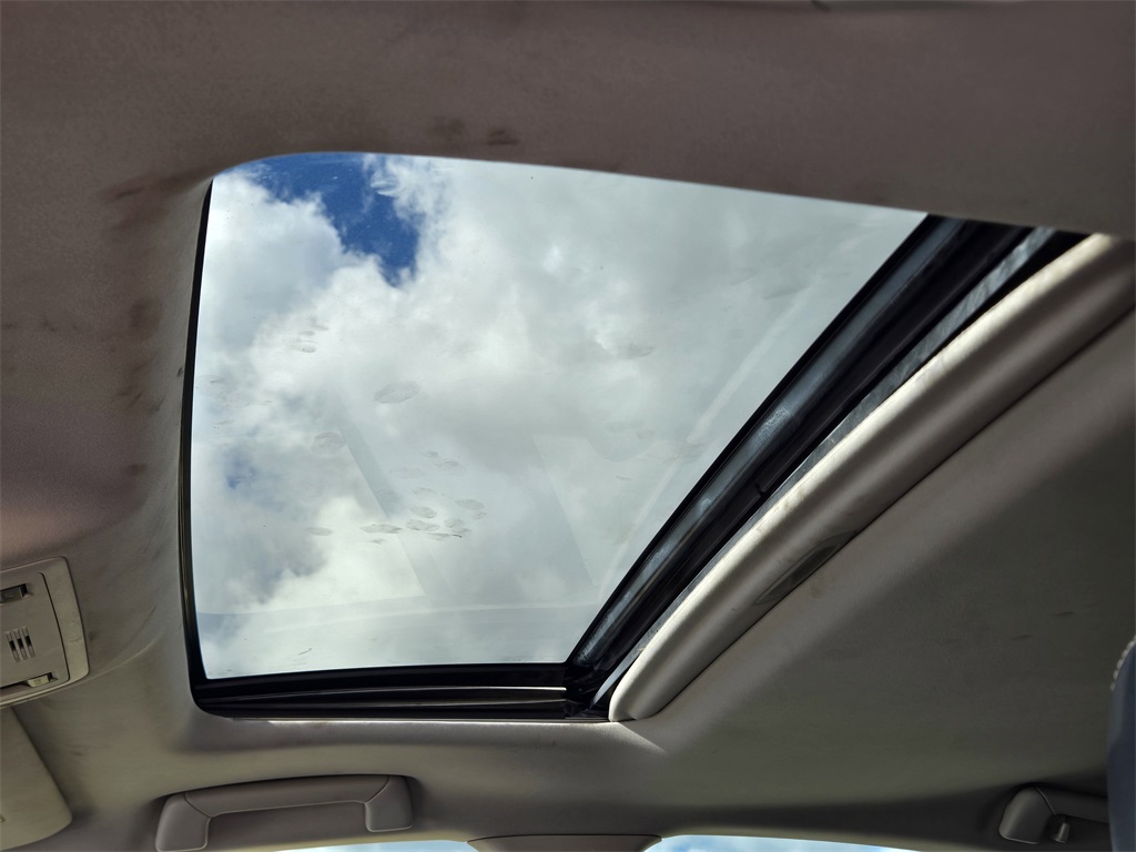 2015 Lexus ES 300h Gray at Emmons Autoplex