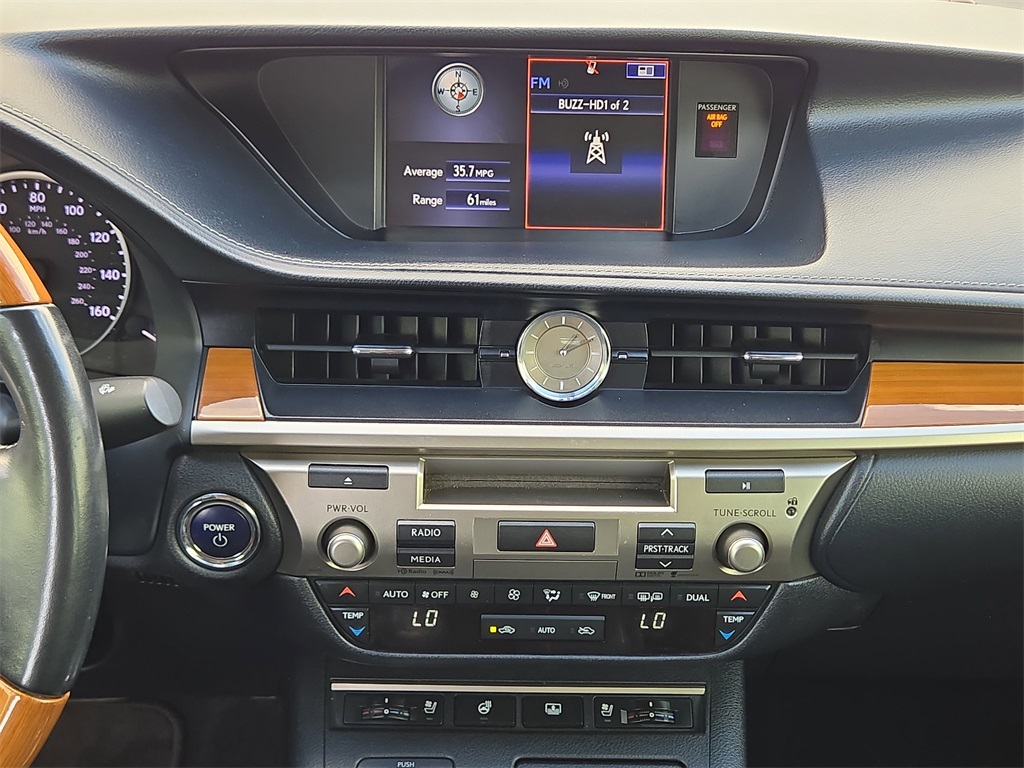 2015 Lexus ES 300h Gray at Emmons Autoplex