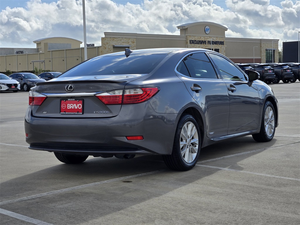 2015 Lexus ES 300h Gray at Emmons Autoplex