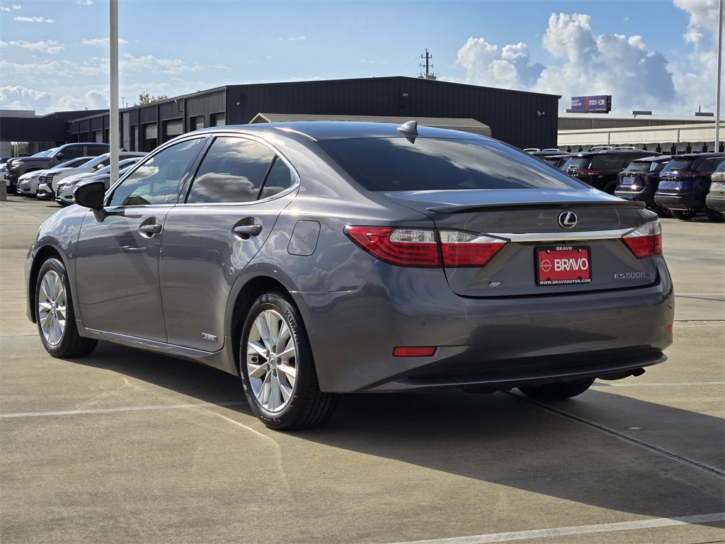 2015 Lexus ES 300h Gray at Emmons Autoplex