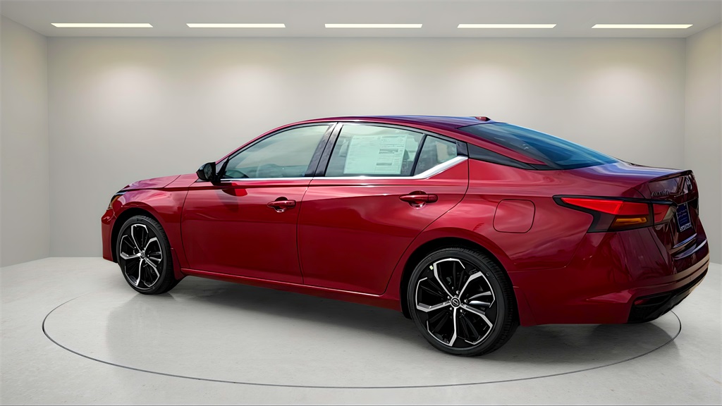 2025 Nissan Altima