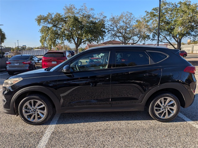 2016 Hyundai Tucson SE Gray at Autostrade
