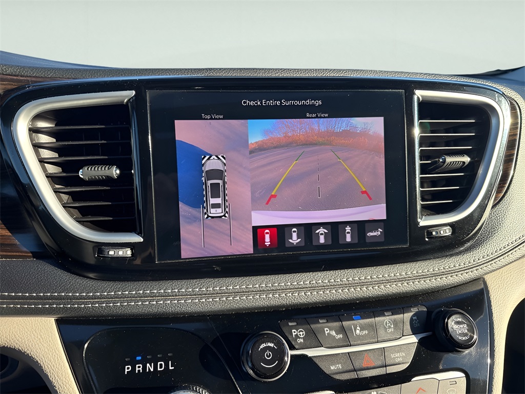 2023 Chrysler Pacifica