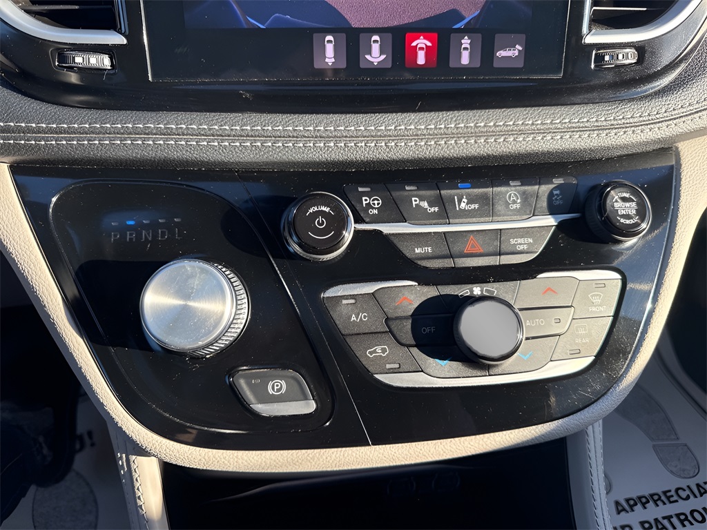 2023 Chrysler Pacifica