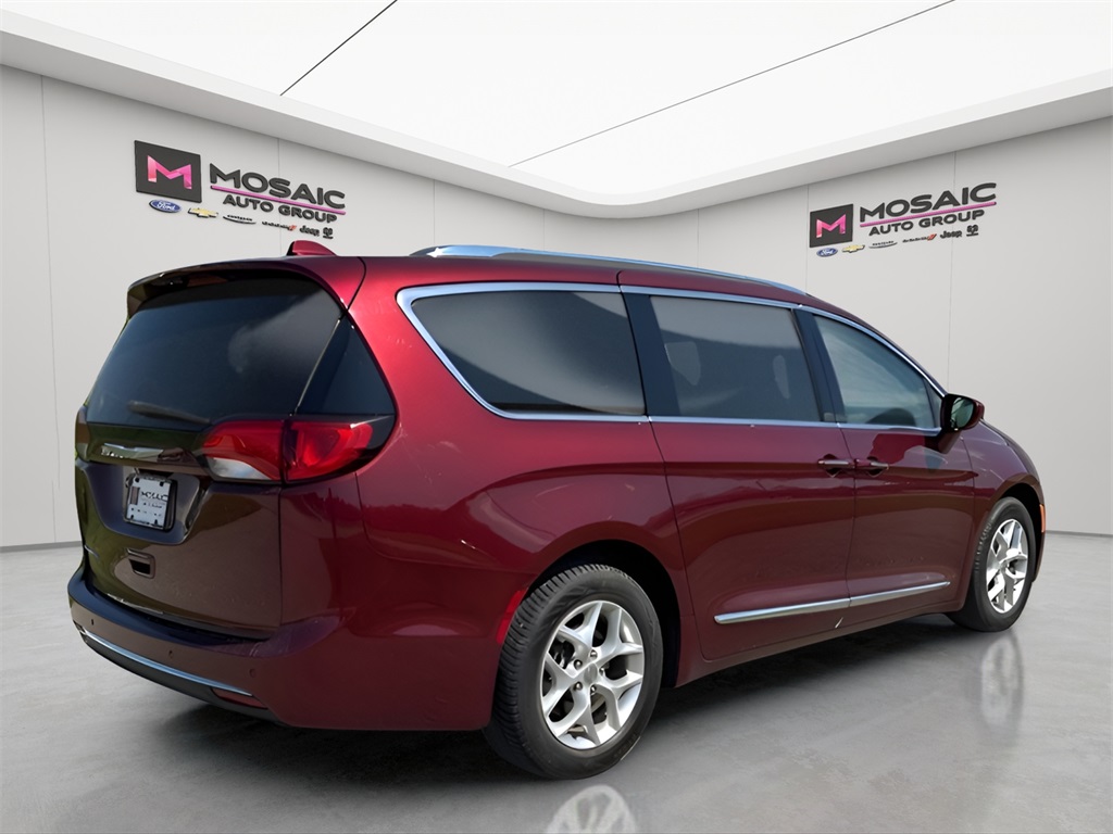 2017 Chrysler Pacifica