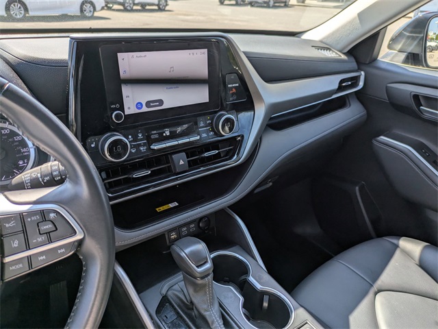 2024 Toyota Highlander XLE Black at Davis Toyota of Orangeburg