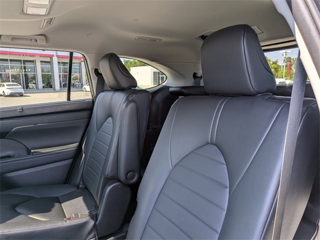 2024 Toyota Highlander XLE Black at Davis Toyota of Orangeburg