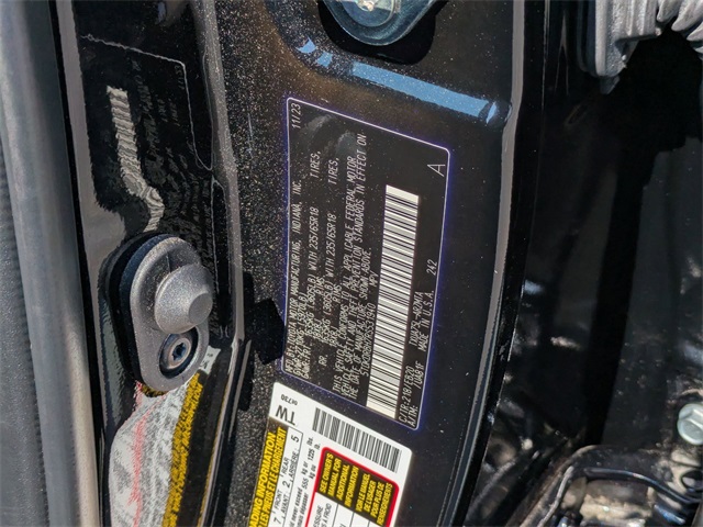 2024 Toyota Highlander XLE Black at Davis Toyota of Orangeburg