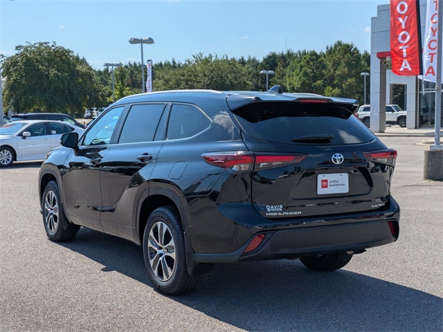 2024 Toyota Highlander XLE Black at Davis Toyota of Orangeburg