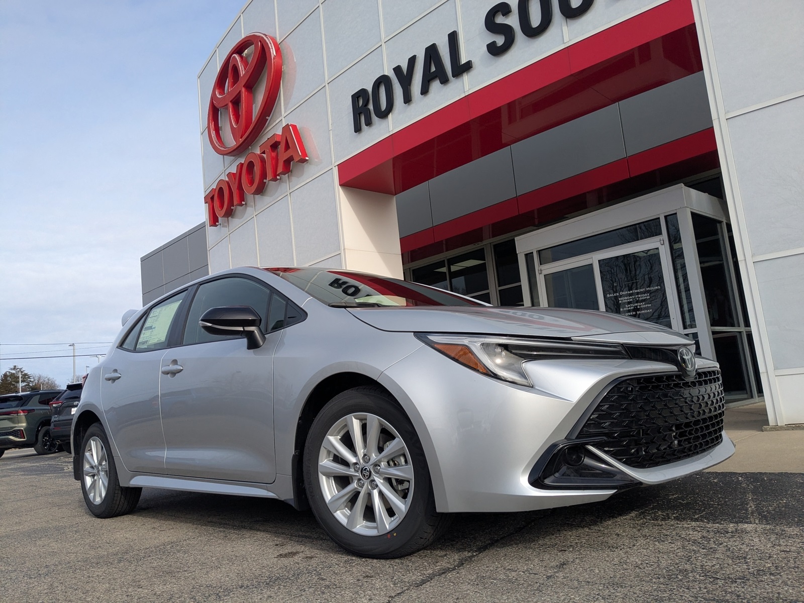 2026 Toyota Corolla Hatchback SE FWD