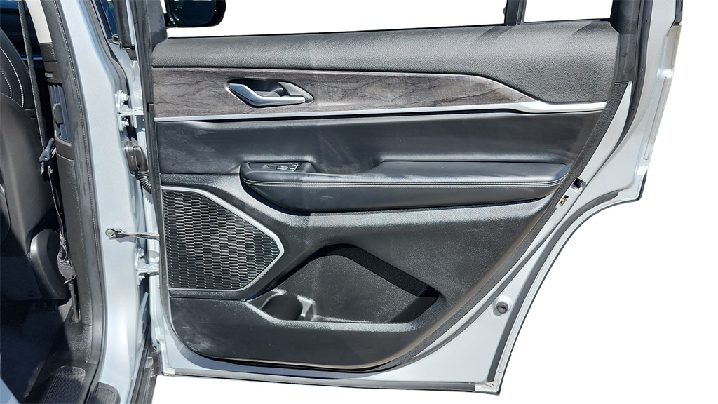 2021 Jeep Grand Cherokee L