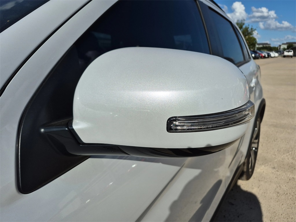 2025 Mitsubishi Outlander Sport SEL White at North Houston Mitsubishi