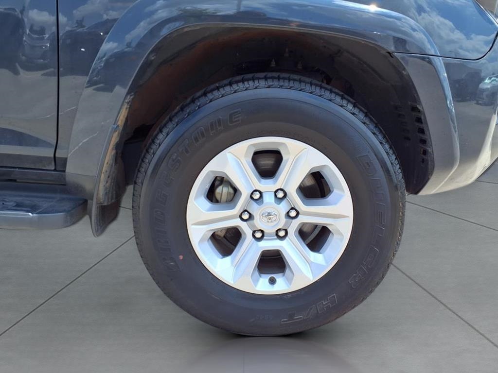 2024 Toyota 4Runner SR5 Premium - 9