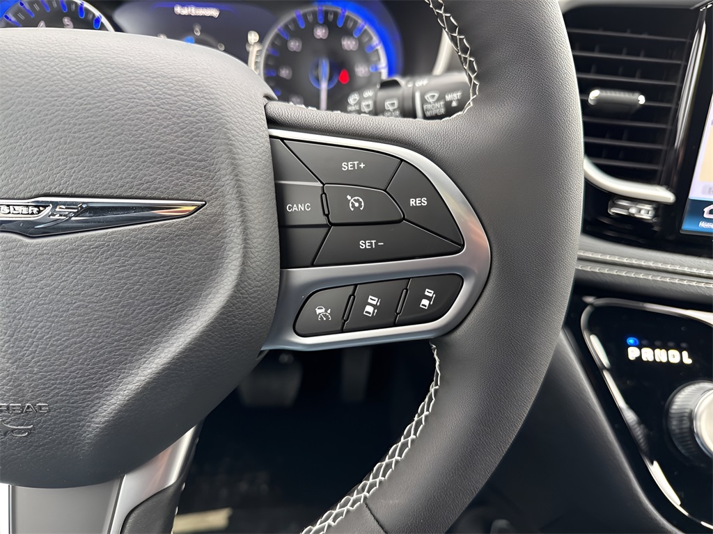 2026 Chrysler Pacifica