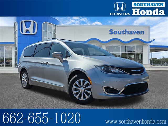 2019 Chrysler Pacifica Touring L FWD