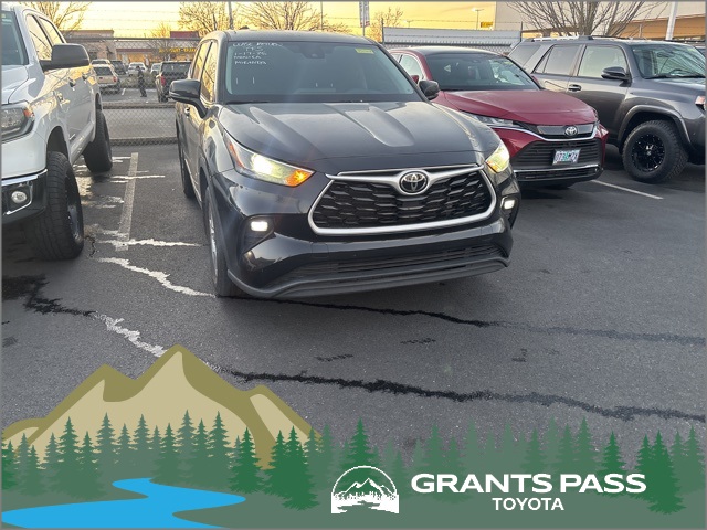 2023 Toyota Highlander LE AWD