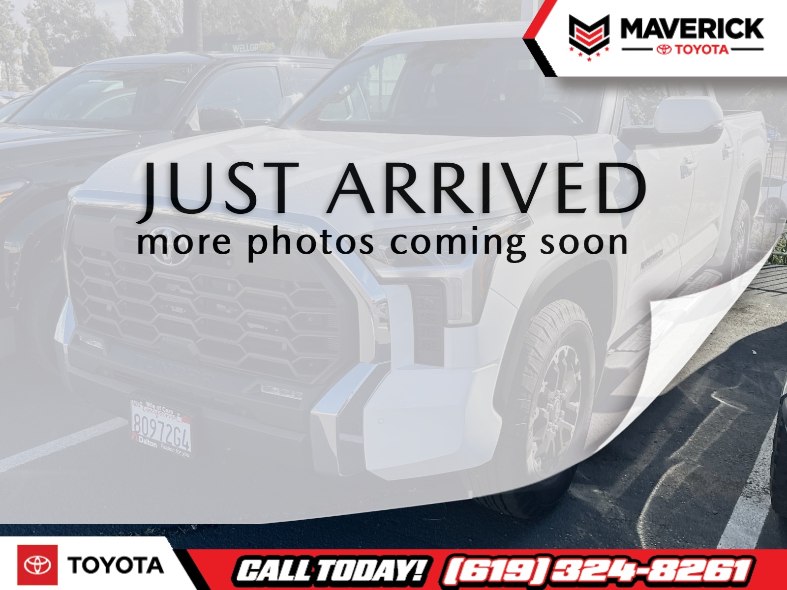 2025 Toyota Tundra SR5 CrewMax Cab 4WD