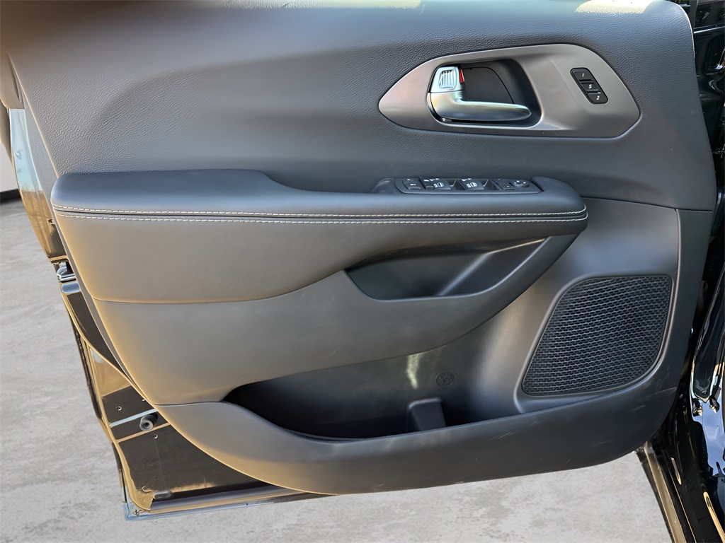 2026 Chrysler Pacifica