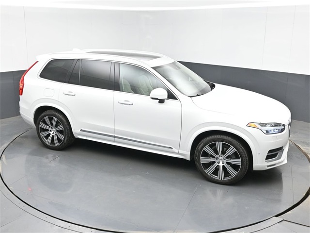 2022 Volvo XC90 T6 Inscription 7-Passenger AWD