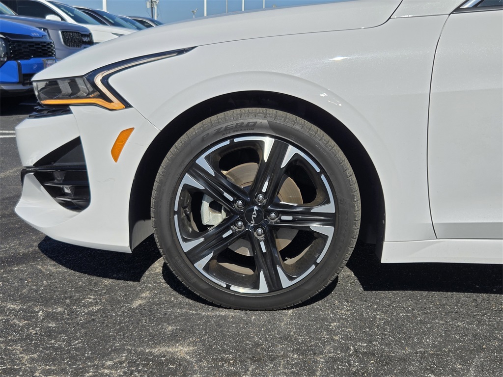 2024 Kia K5 GT-Line White at Big Star Buick GMC