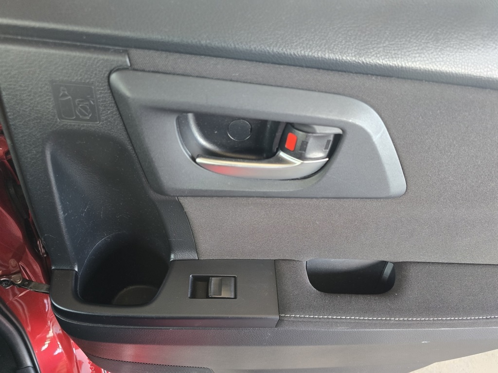 Thumbnail: 2018 Toyota Corolla iM - 14