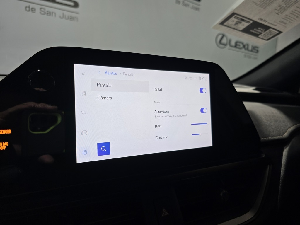 Thumbnail: 2023 Lexus UX - 21