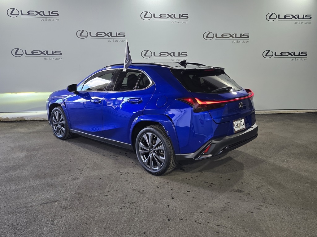 Thumbnail: 2023 Lexus UX - 8