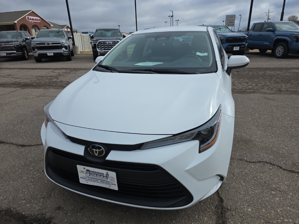 2026 Toyota Corolla LE FWD