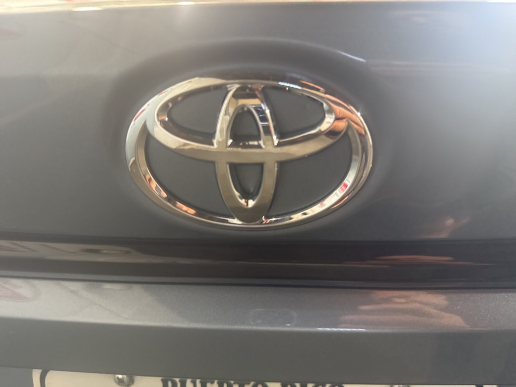 Thumbnail: 2022 Toyota Corolla - 18